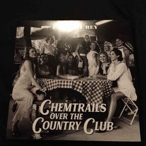 Lana Del Rey urban outfitters green chemtrails over the country club green vinyl